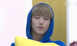 杨馥宇吕博熠亲密照片,甜蜜互动见证深厚友谊