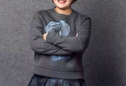 少林寺弟子女演员李冰